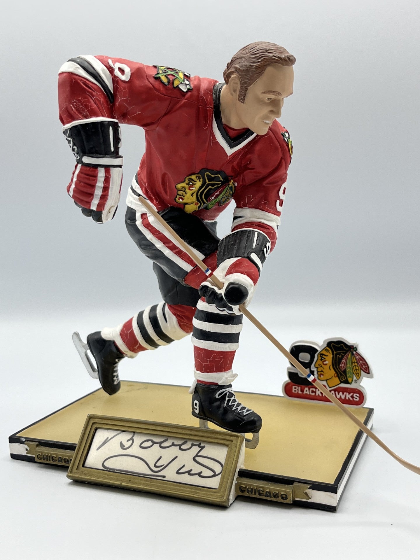 Figurine autographiée Chicago Blackhawks – Bobby Hull #9