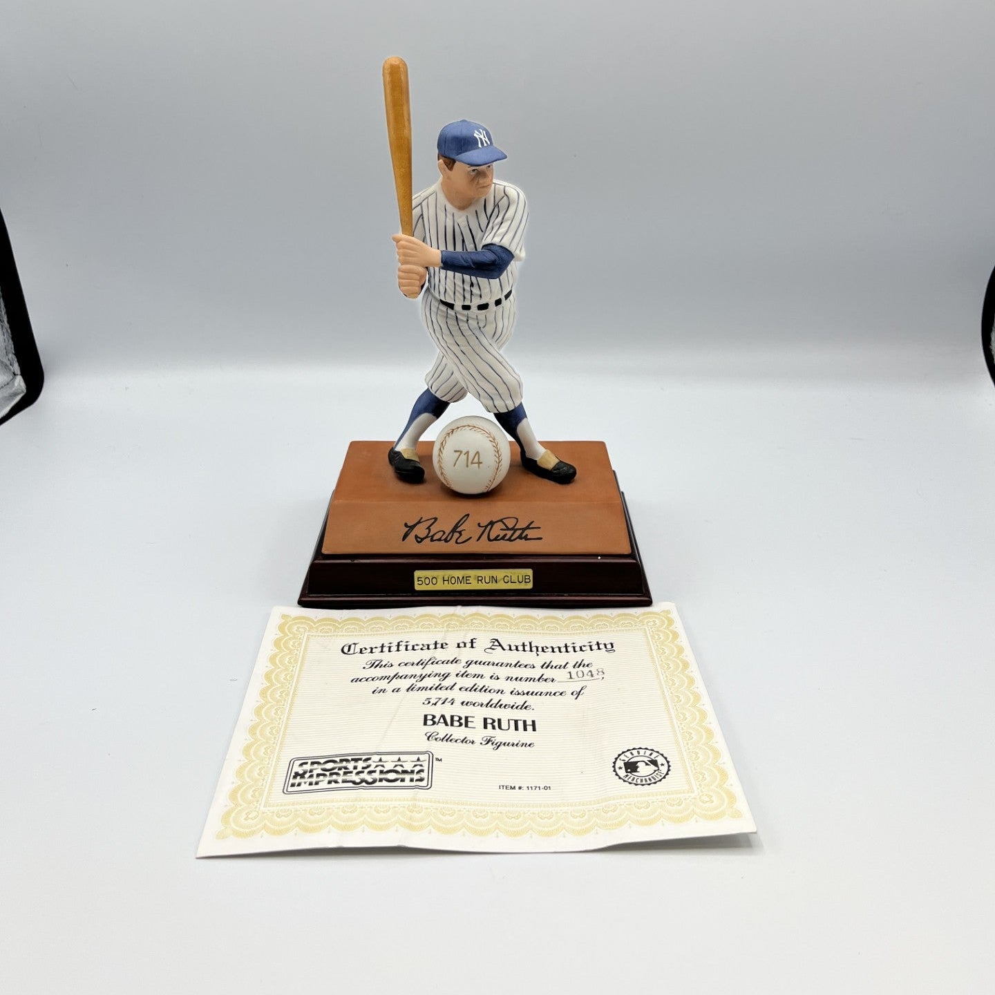 Figurine autographiée Babe Ruth