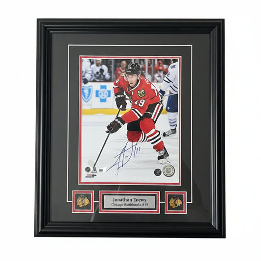 Photo encadrée autographiée Blackhawks de Chicago – Jonathan Toews #19